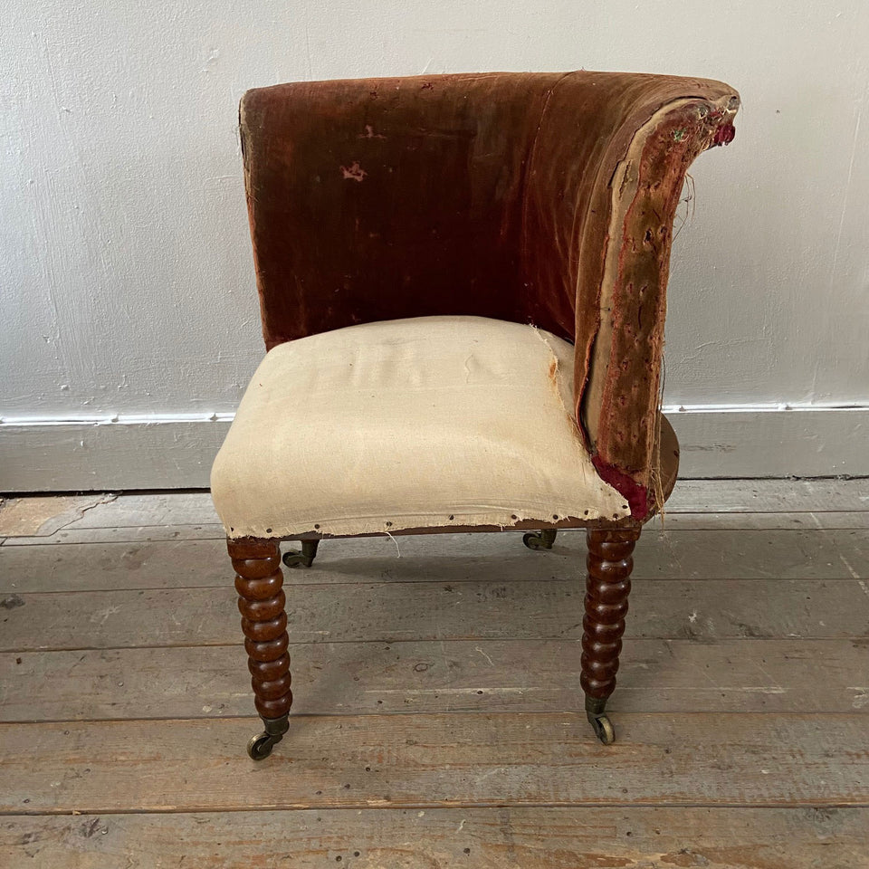 Bobbin Corner Chair