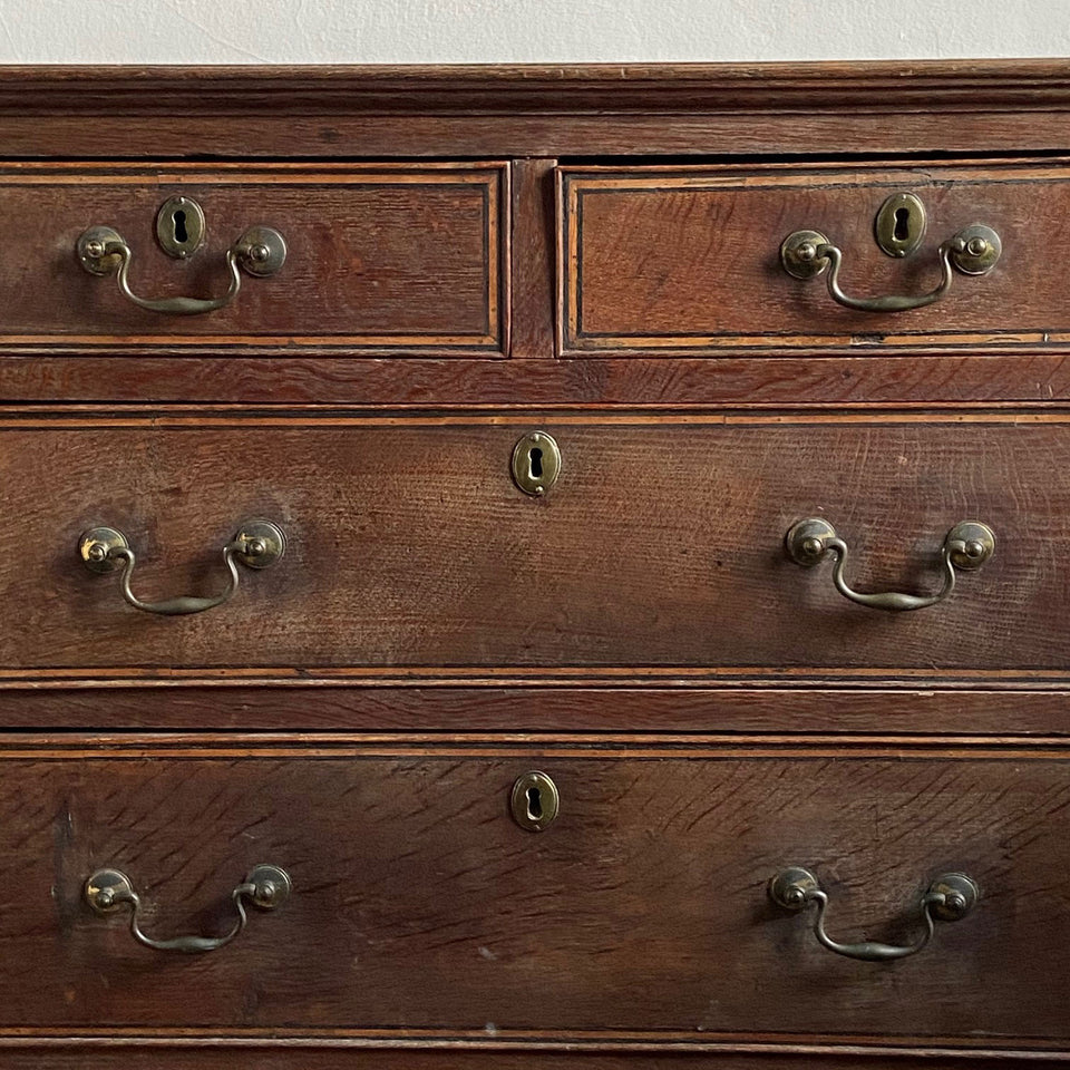 Oak Chest of Drawers