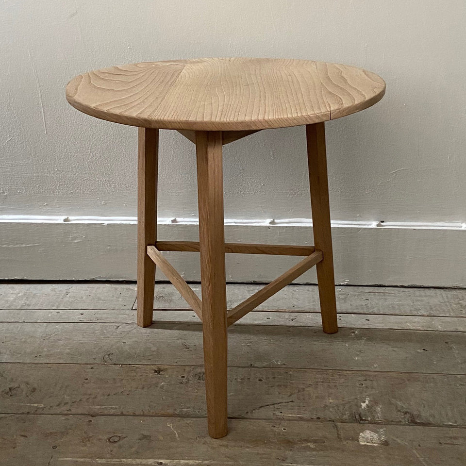 Small Elm Cricket Table