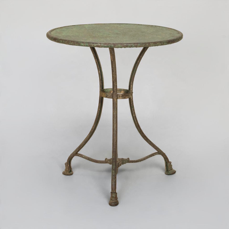 Arras Garden Table