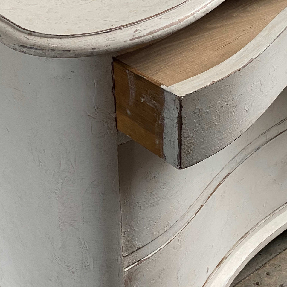 Serpentine Chests of Drawers